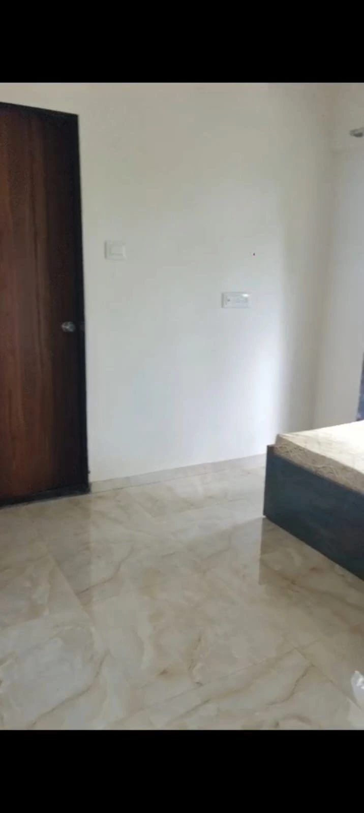1 BHK Flat for Rent in Rishabh Villa, Malad East